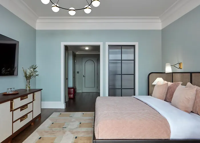 Citizen House Hotel