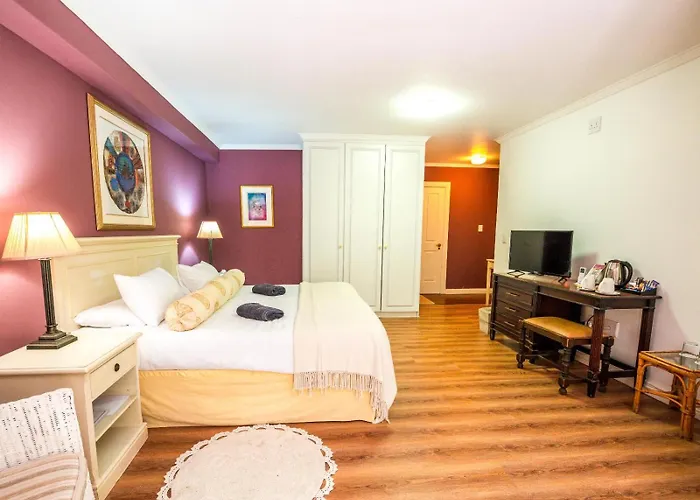 Riebeek Valley Hotel