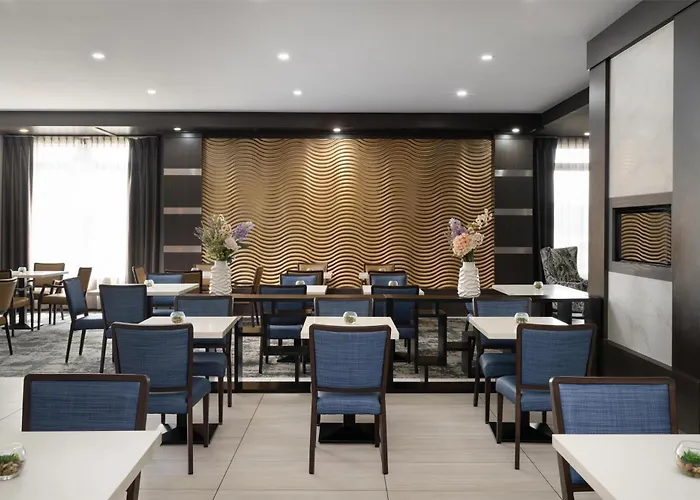 Best Western Premier Executive Residency Medicine Hat