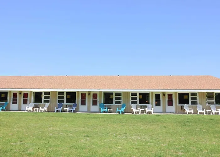 The Ellison Inn & Lounge