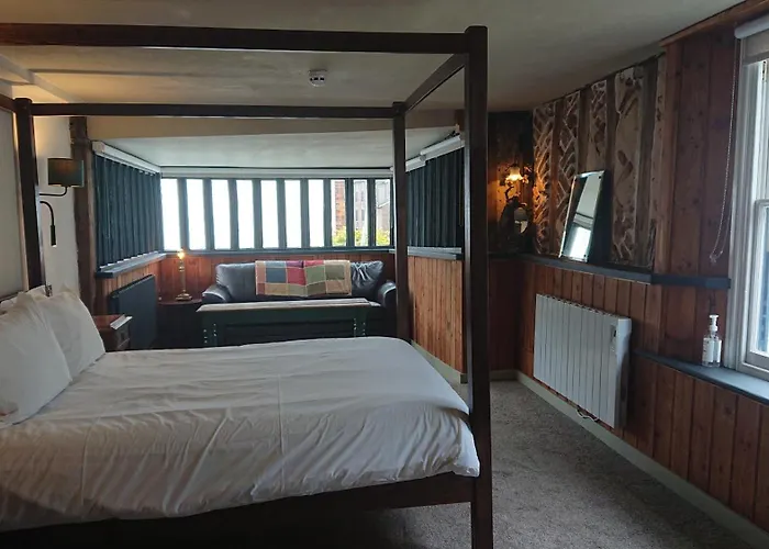 Alma Inn & Dining Rooms
