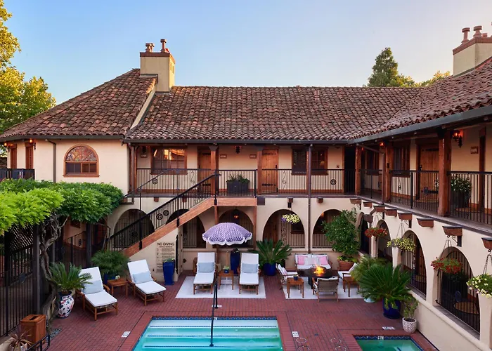 Rancho Caymus Inn