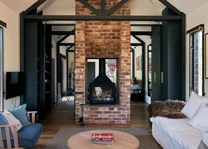 Mona Farm Hotel Braidwood