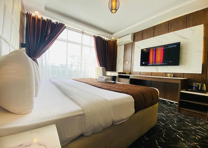 Presken Hotel Victoria Island, Bishop Oluwole Apese