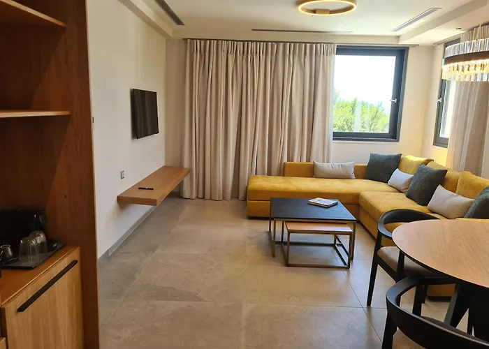 Celestial All Suites Afrato