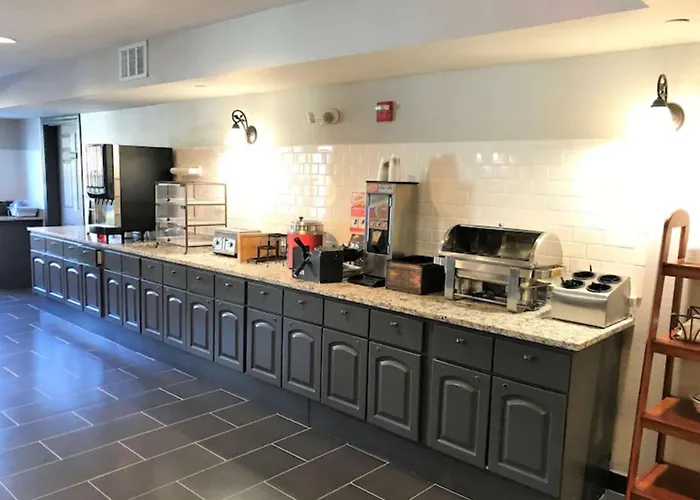 Holiday Inn Express & Suites Zion By Ihg