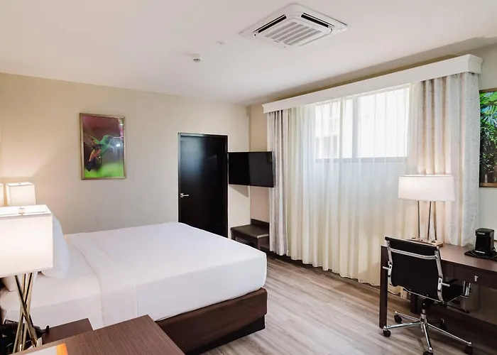 Comfort Inn & Suites Tobago Signal Hill