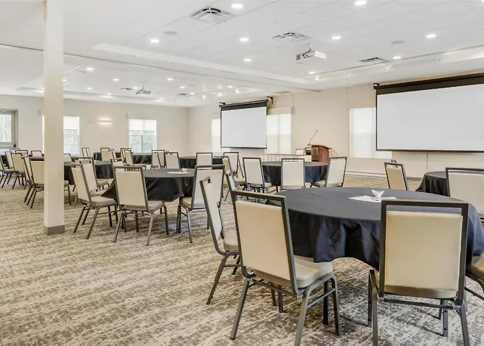Best Western Plus Bridgewater Hotel & Convention Centre