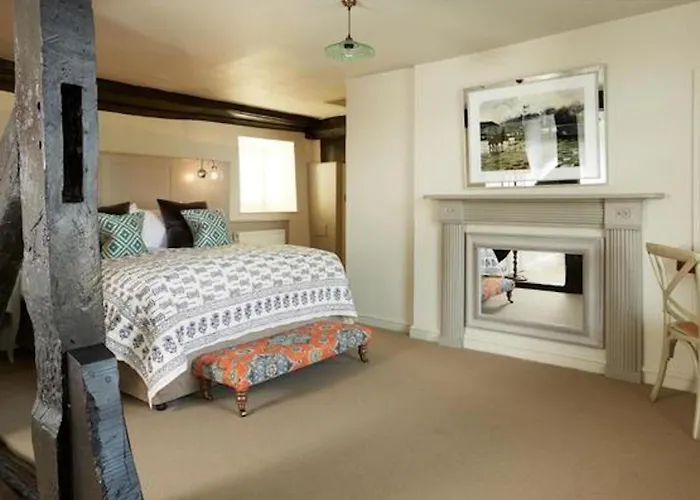 The Bull Hotel Fairford