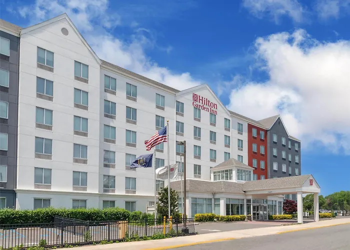 Hilton Garden Inn Queens Jfk