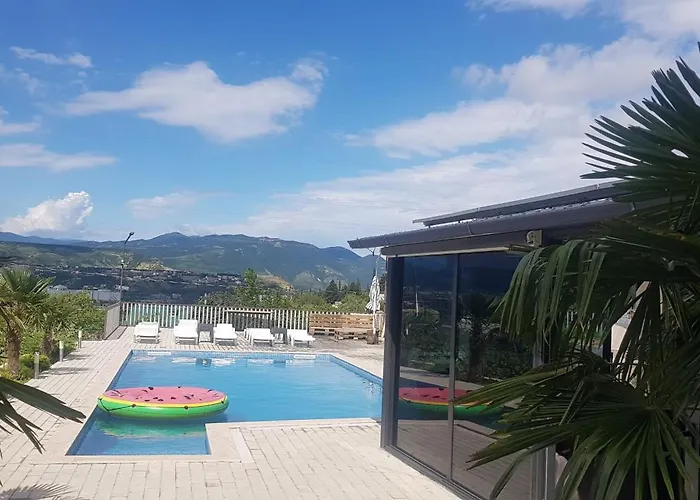 Hotel Labyrinth Pool