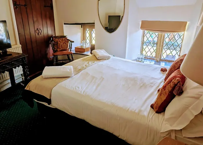 The Crown At Shipton Hotel Shipton under Wychwood