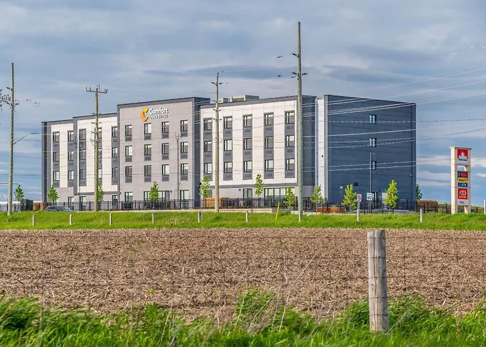 Comfort Inn & Suites Bradford