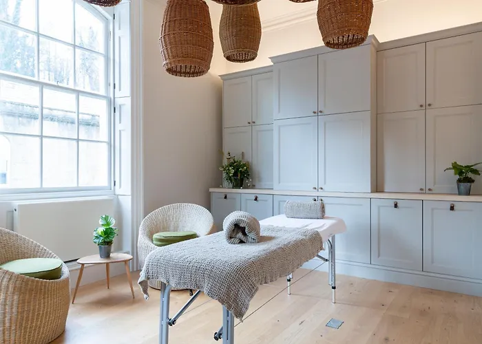 Combe Grove Health And Wellness Hotel Limpley Stoke