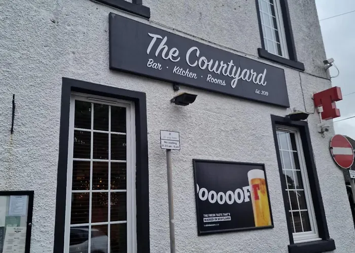 The Courtyard Bar, Kitchen, Rooms
