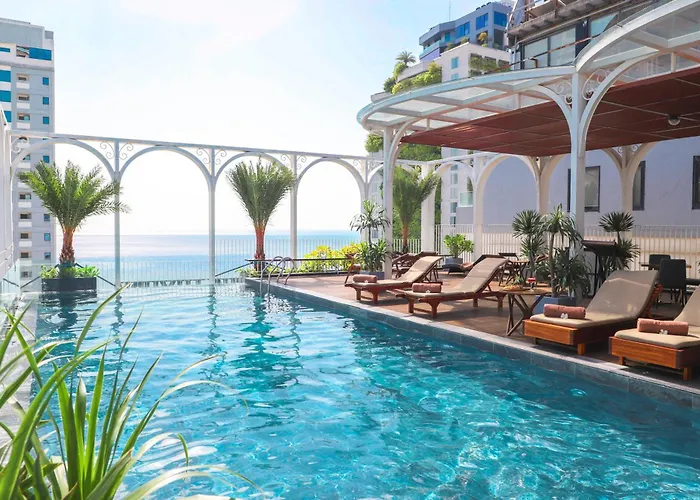 Golden Lotus Luxury Danang - Complimentary Daily Afternoon Tea