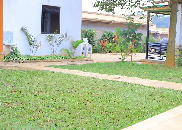 Golden Suites Hotel