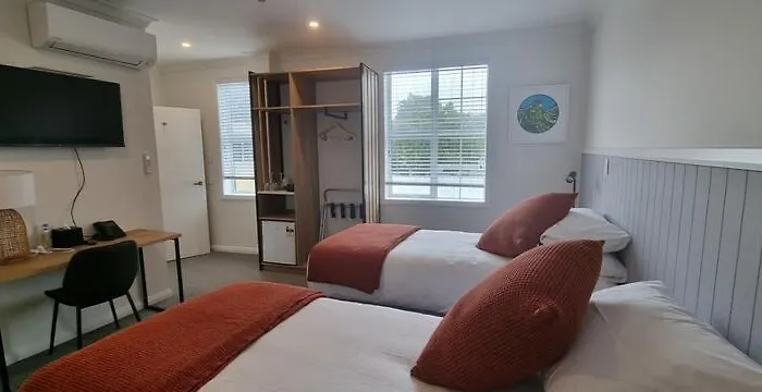 Sands Of Kawhia Hotel