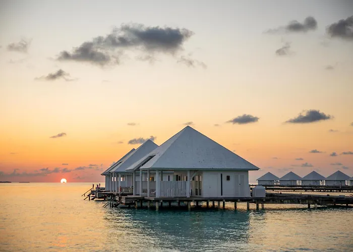Diamonds Athuruga Maldives Resort & Spa