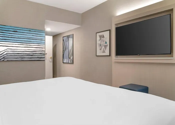 Radisson Plaza Hotel At Kalamazoo Center