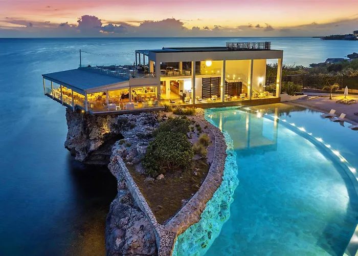Sonesta Ocean Point Resort (Adults Only)