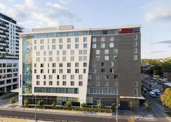 Hilton Garden Inn Montreal Midtown, Quebec, Canada