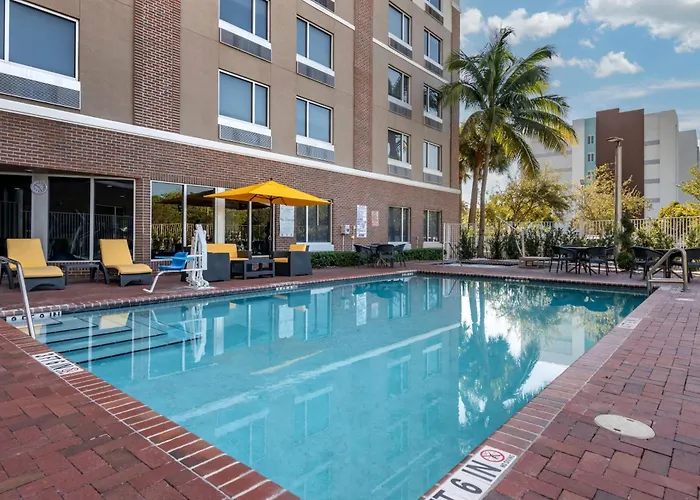 Cambria Hotel Ft Lauderdale, Airport South & Cruise Port