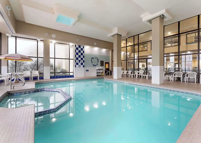 Comfort Inn & Suites Johnstown - Richland Town Center Geistown