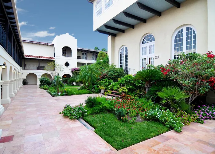 La Posada Hotel Laredo