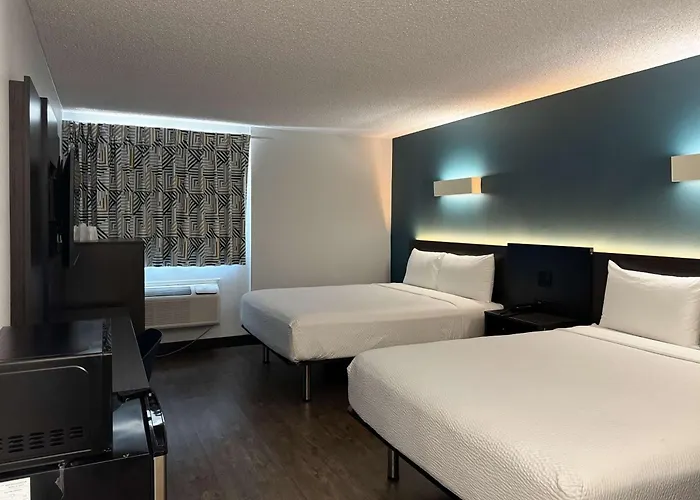 Motel 6-Carson, Ca (Adults Only)