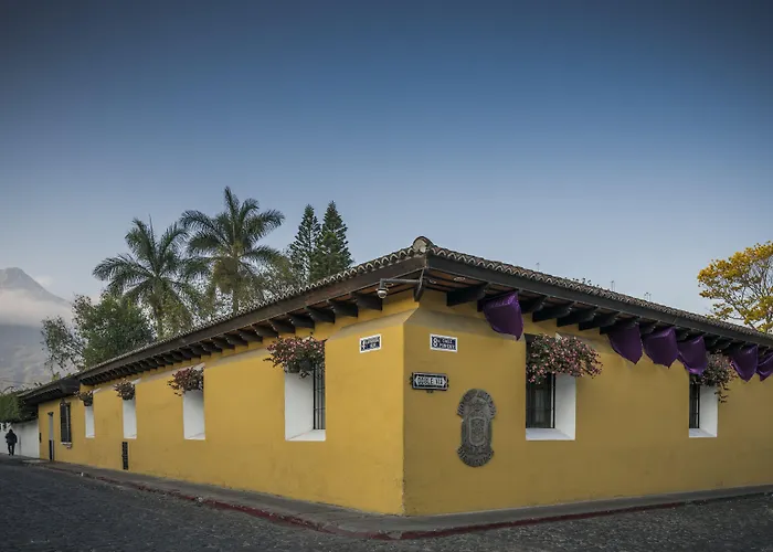 Porta Hotel Antigua