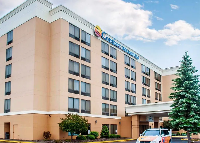Comfort Inn & Suites Watertown - 1000 Islands