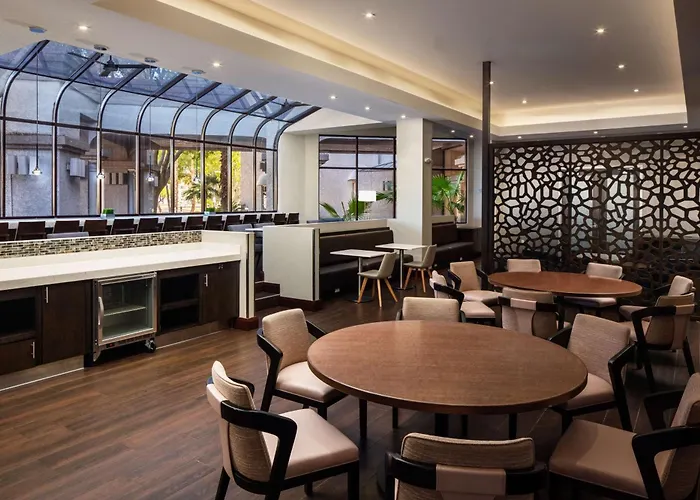 Doubletree By Hilton Phoenix