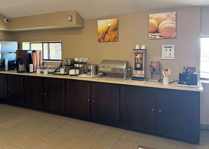 Comfort Inn Maumee - Perrysburg Area