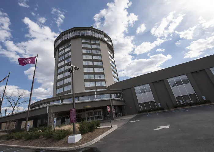 Crowne Plaza Saddle Brook By Ihg Hotel