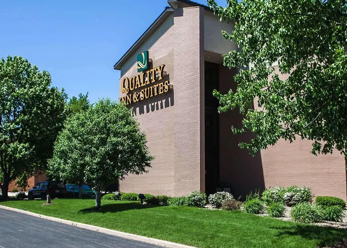 Quality Inn & Suites Peoria North