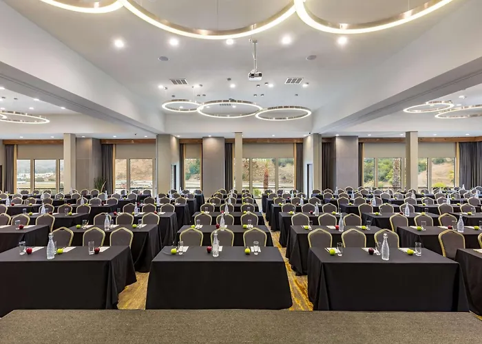 Doubletree By Hilton Pomona Hotel