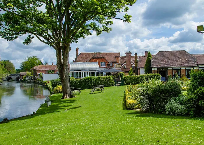 The Legacy Rose & Crown Hotel Salisbury