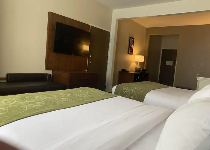 Comfort Suites Peoria I-74