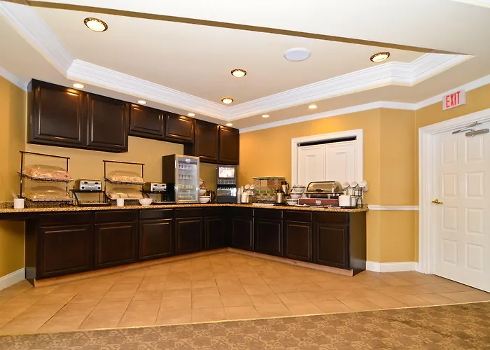 Comfort Inn & Suites Plattsburgh - Morrisonville