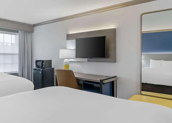 Comfort Inn Plainwell
