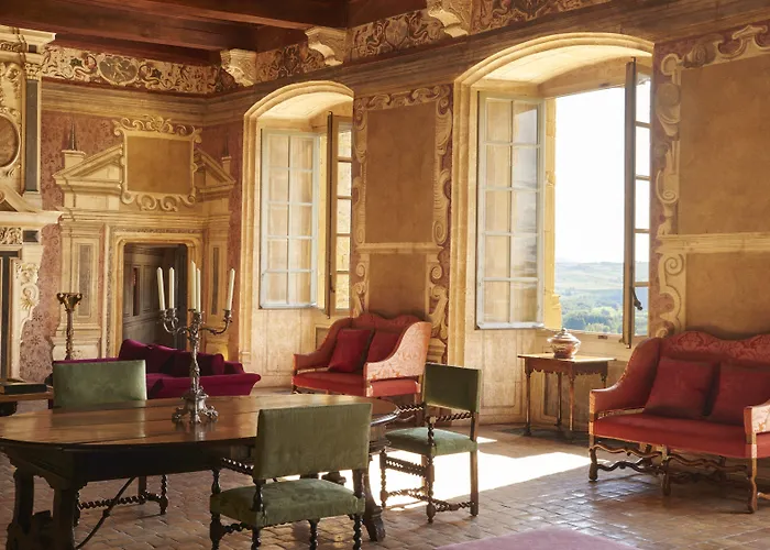 Chateau De Bagnols