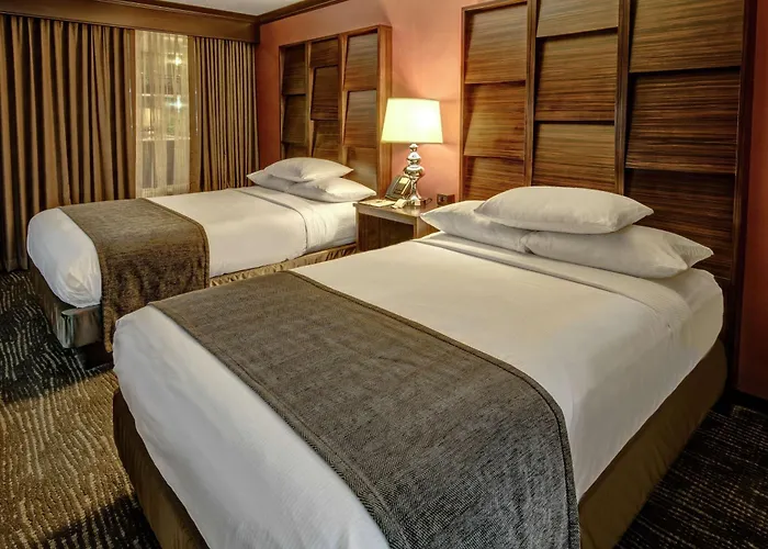 Doubletree By Hilton Decatur Riverfront