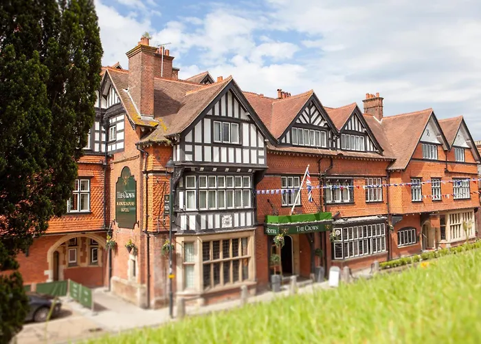 Crown Manor House