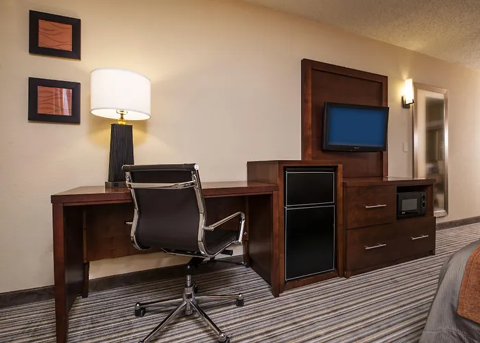 Comfort Inn - Hall Of Fame Canton