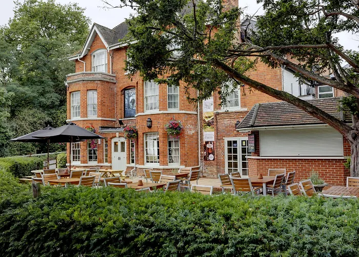 Best Western Plus Moat House Reading