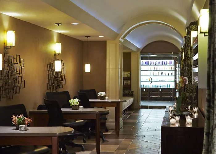 The Del Monte Lodge Renaissance Rochester Hotel & Spa