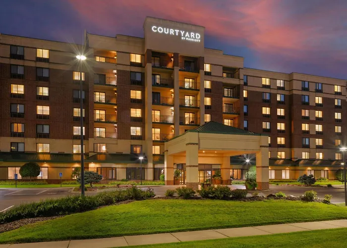Courtyard By Marriott Bloomington Mall Of America