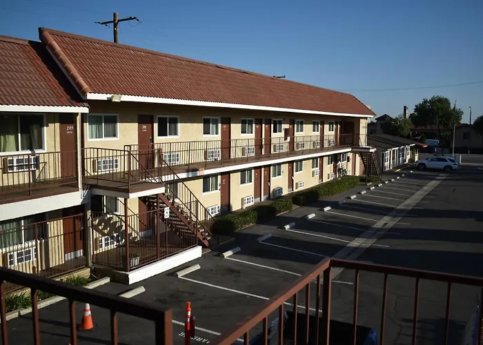 Valley Hotel