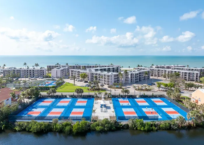 Sundial Beach Resort & Spa
